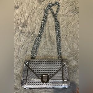 Women’s Silver Metallic Purse